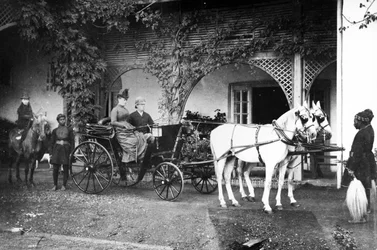 British Family in India